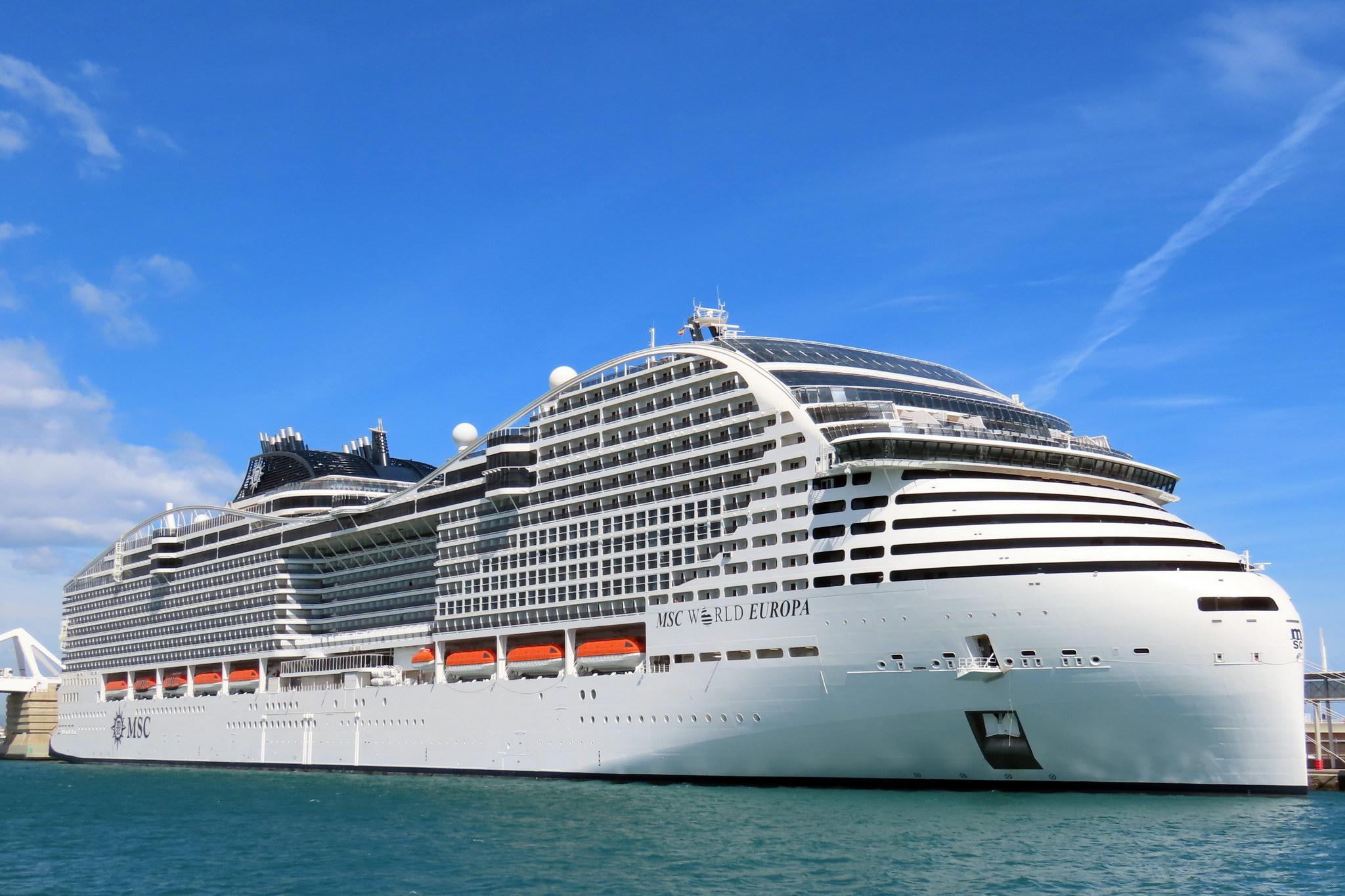 MSC Cruises меняет дислокацию флота: World Europa уходит на Карибы, Euribia заблокирована в Дубае